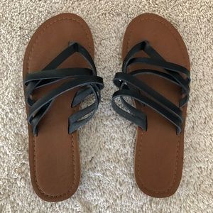Strappy sandal